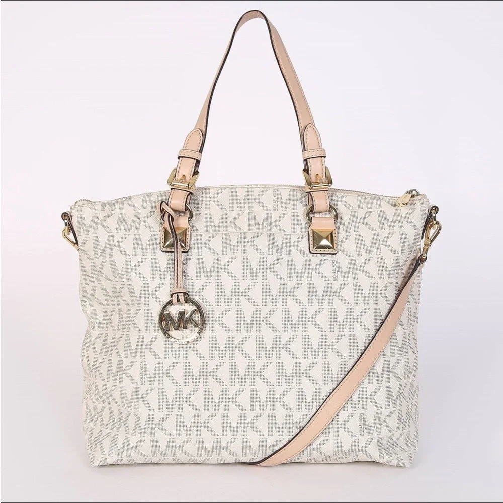 MICHAEL KORS SIGNATURE VANILLA SHOPPING TOTE SHOULDER BAG - Picture 2 of 14